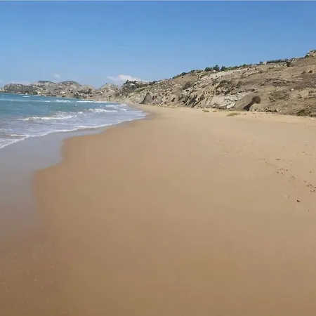 Villa Mythos