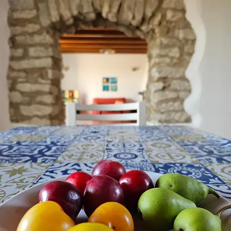 Villa Mythos *